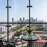 Apartment Wola Tower Deluxe Separate Bedroom With Free Garage - By Perfect Warsaw