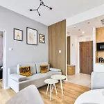 Wola Tower Deluxe Separate Bedroom With Free Garage - By Perfect *