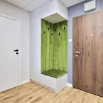 Wola Tower Deluxe Separate Bedroom With Free Garage - By Perfect
