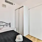 Wola Tower Deluxe Separate Bedroom With Free Garage - By Perfect *