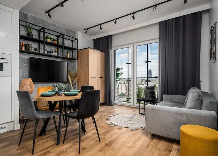 Wola Tower Deluxe Separate Bedroom With Free Garage - By Perfect Apartament