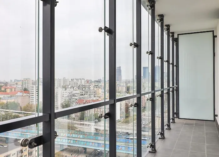 Wola Tower Deluxe Separate Bedroom With Free Garage - By Perfect Apartament Warszawa